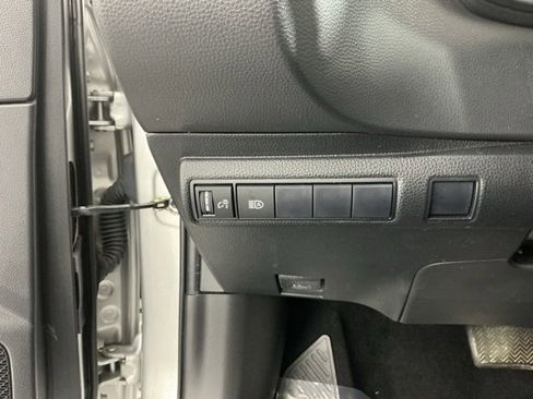 Used 2022 Toyota Corolla LE image 26