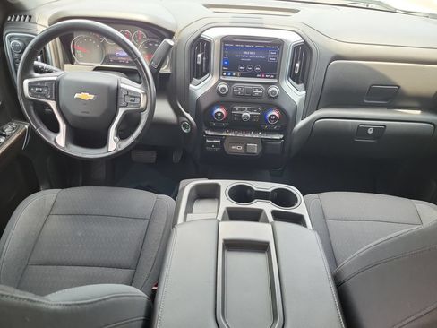 Used 2021 Chevrolet Silverado 1500 LT AWD/4WD image 17