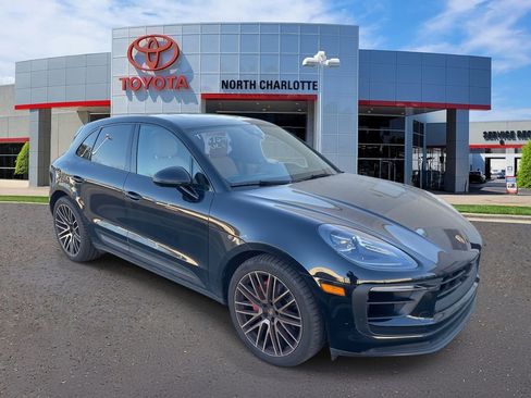 Used 2022 Porsche Macan S image 2