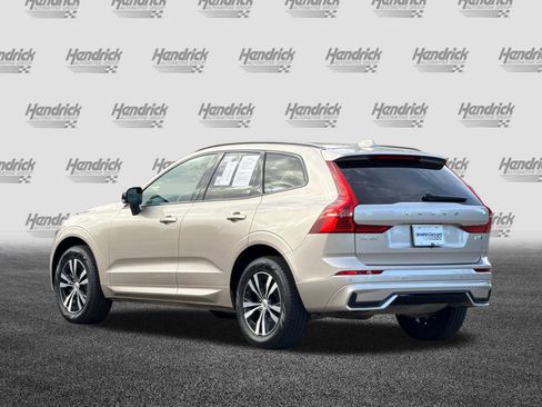 Used 2025 Volvo XC60 B5 Core image 7