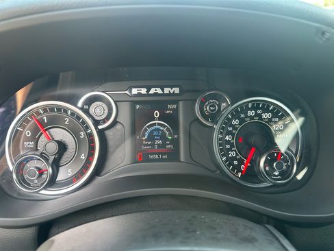 Used 2023 RAM 2500 Big Horn w/ Level 1 Equipment Group image 14