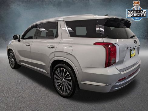 Used 2024 Hyundai Palisade Calligraphy image 7