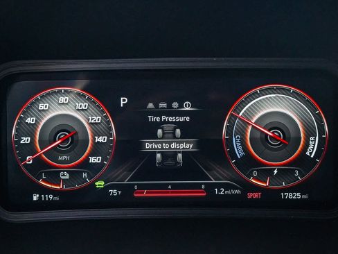 Certified 2023 Hyundai Kona SE image 25