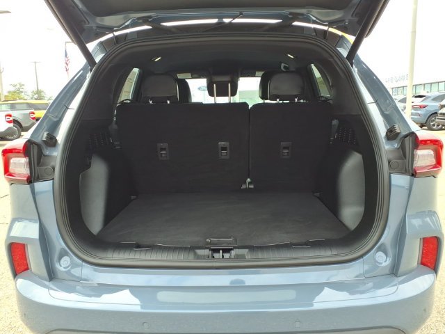 Certified 2024 Ford Escape ST-Line AWD/4WD image 8