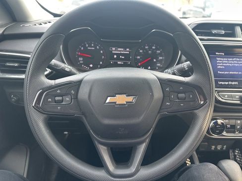 Used 2023 Chevrolet TrailBlazer LT w/ Convenience Package image 13