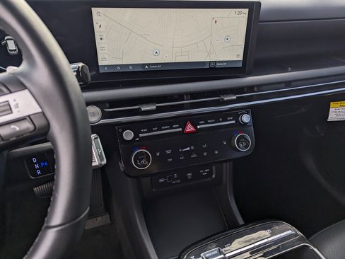 Certified 2025 Hyundai Tucson SEL image 10