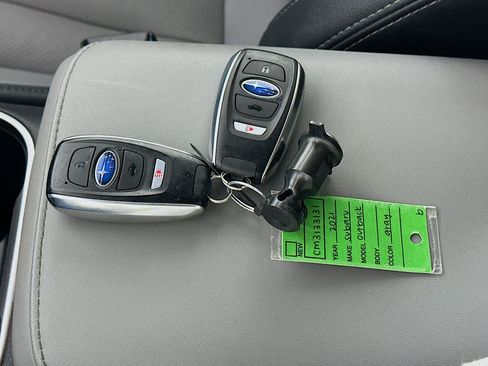 Used 2021 Subaru Outback Limited AWD/4WD image 25