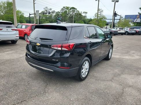 Used 2024 Chevrolet Equinox LT AWD/4WD image 2