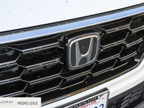 Used 2025 Honda CR-V EX image 11