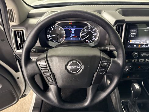 New 2026 Nissan Frontier SV w/ Tow Package image 11