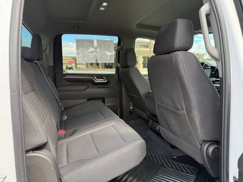 Used 2025 Chevrolet Silverado 2500 LT w/ Convenience Package AWD/4WD image 33