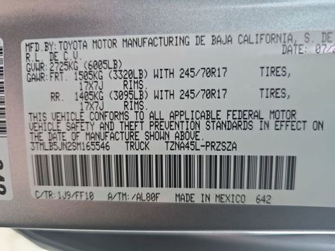 Used 2025 Toyota Tacoma SR5 AWD/4WD image 36
