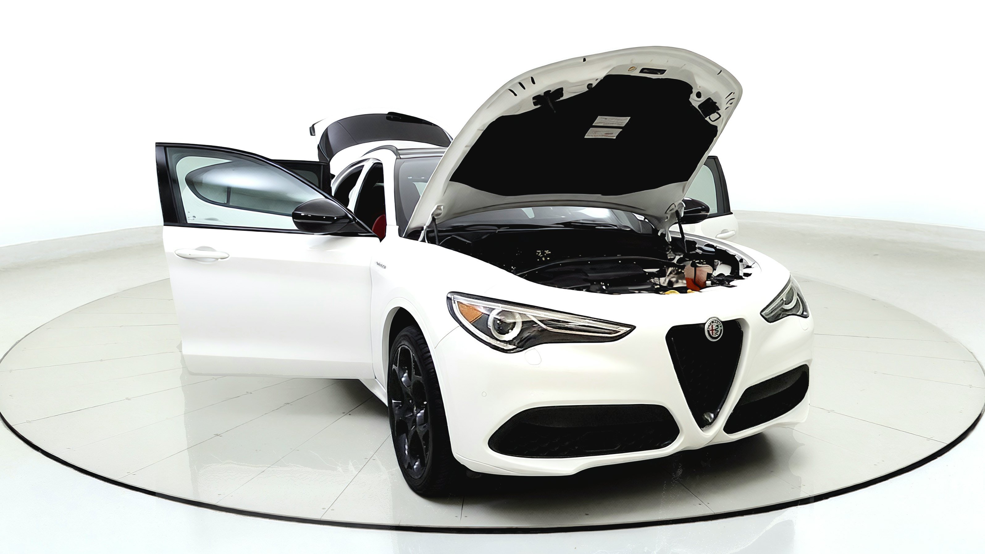 Used 2022 Alfa Romeo Stelvio Veloce AWD/4WD image 9