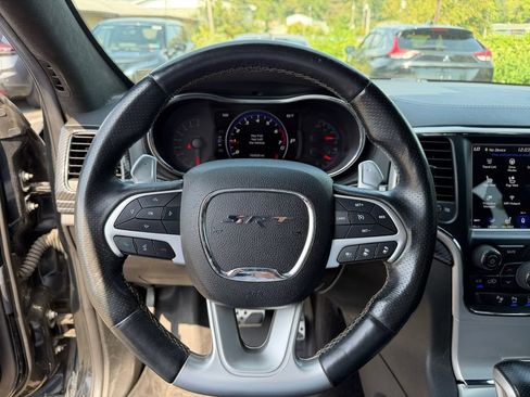 Used 2018 Jeep Grand Cherokee SRT AWD/4WD image 15