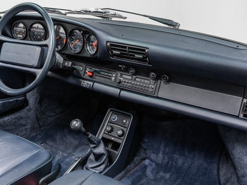 Used 1989 Porsche 911 Carrera RWD image 13