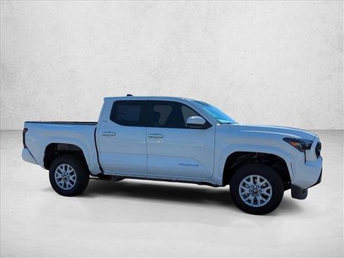 New 2026 Toyota Tacoma SR5 image 4