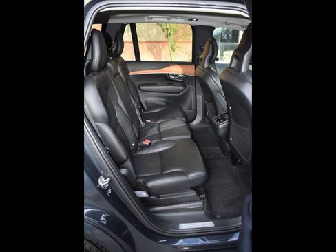 Used 2021 Volvo XC90 T6 Momentum w/ Advanced Package AWD/4WD image 27