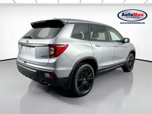 Used 2021 Honda Passport Sport image 2