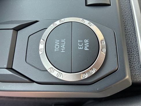 New 2026 Toyota Tacoma SR5 image 33