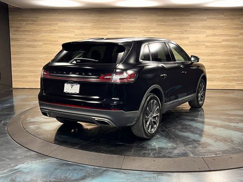 Used 2023 Lincoln Nautilus Reserve w/ Luxury Package image 10