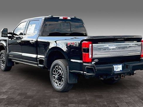 Used 2024 Ford F250 Platinum AWD/4WD image 25
