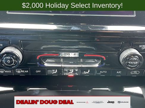 New 2025 Jeep Grand Cherokee Laredo image 21