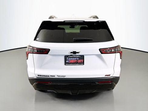 New 2026 Chevrolet Equinox RS w/ Convenience Package III AWD/4WD image 7