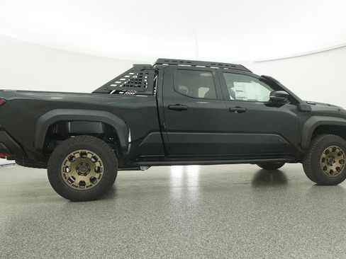 New 2025 Toyota Tacoma Trailhunter image 23