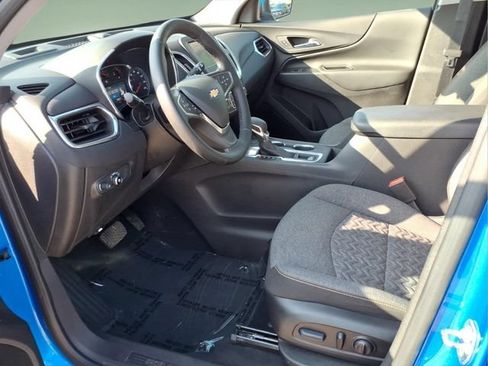Used 2024 Chevrolet Equinox LT w/ LPO, Floor Liner Package FWD image 11