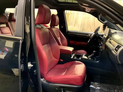 Certified 2023 Lexus GX 460 Premium w/ Premium Package image 8