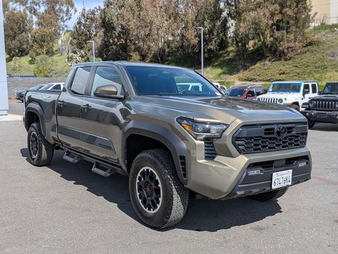 Used 2026 Toyota Tacoma TRD Off-Road image 11