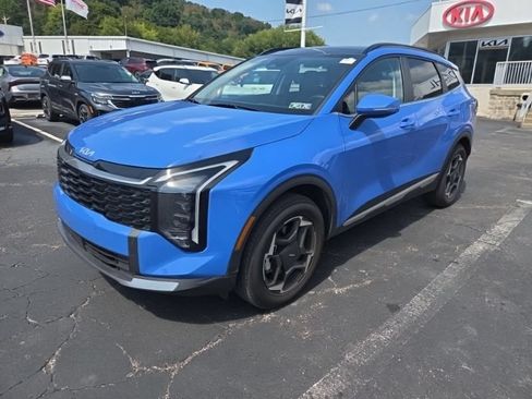 Certified 2026 Kia Sportage EX w/ EX Panorama Roof Package AWD/4WD image 3