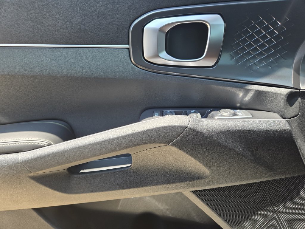 New 2026 Kia Sorento LX FWD image 19