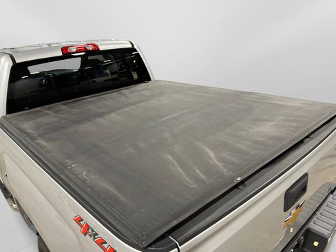 Used 2018 Chevrolet Silverado 1500 LT w/ All Star Edition image 41