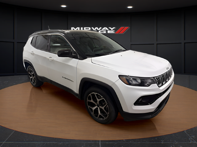 Used 2025 Jeep Compass Limited AWD/4WD image 1