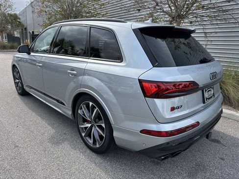 Used 2024 Audi SQ7 Premium Plus w/ S Sport Package image 3