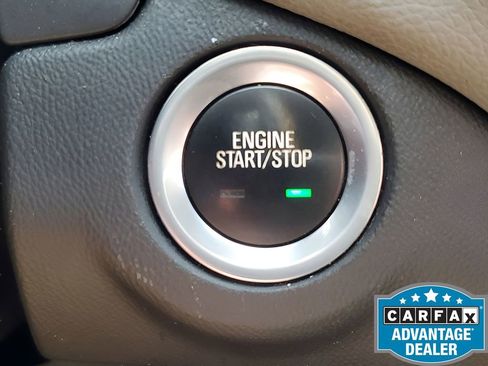 Used 2021 Chevrolet Equinox LS image 37