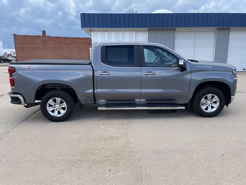 Used 2019 Chevrolet Silverado 1500 LT AWD/4WD image 6