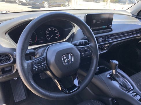 Used 2023 Honda HR-V LX image 18