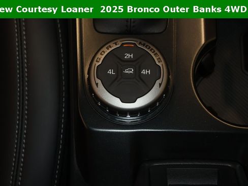 New 2025 Ford Bronco Outer Banks image 25