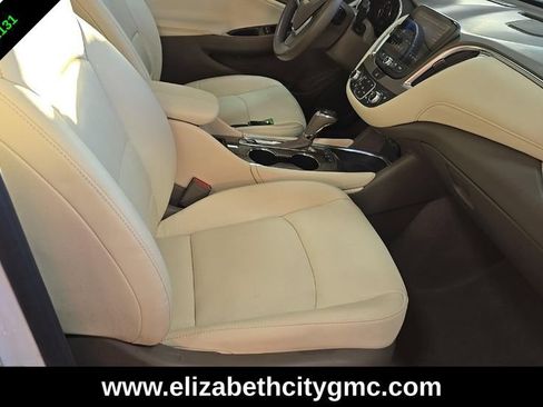 Used 2020 Chevrolet Malibu Premier FWD image 8