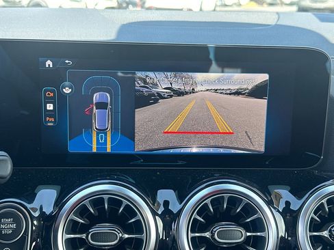 New 2026 Mercedes-Benz GLA 35 AMG 4MATIC image 32