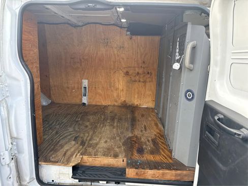 Used 2019 Ford Transit 250 148 Low Roof image 13