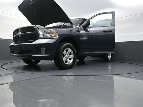 Used 2019 RAM 1500 Express AWD/4WD image 41