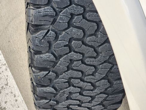 Used 2021 RAM 1500 Limited w/ Bed Utility Group image 12