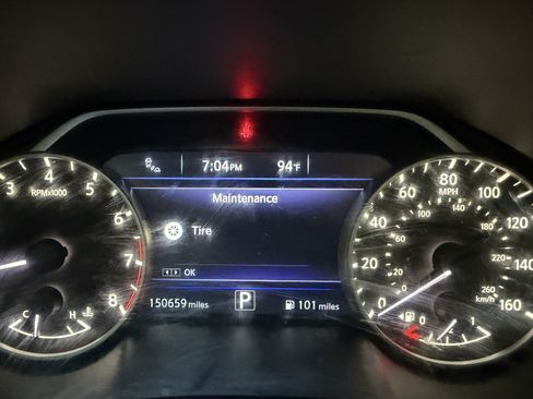 Used 2016 Nissan Maxima SR FWD image 13