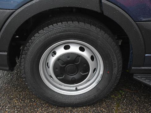 New 2025 Ford Transit 350 XL image 9