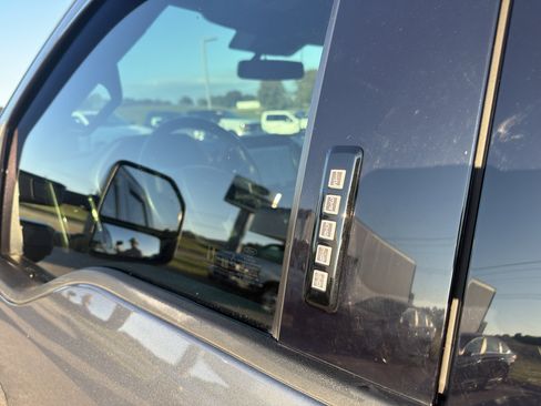 Used 2022 Ford F250 Lariat w/ Lariat Value Package image 18