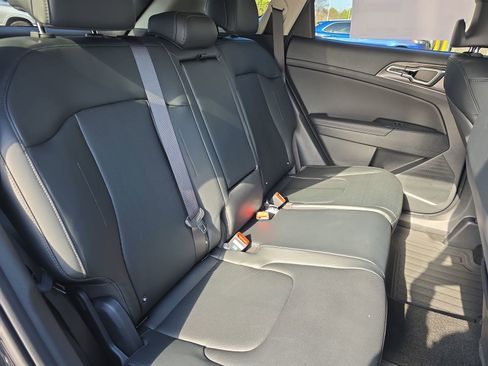 New 2026 Kia Sportage EX image 11