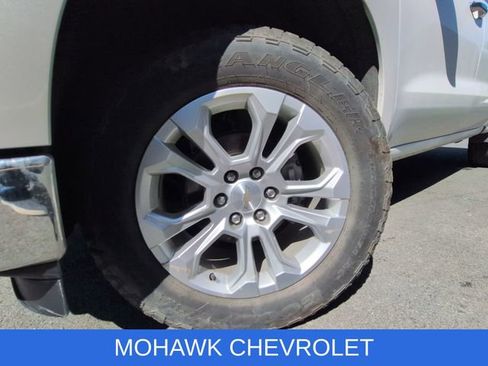 Used 2023 Chevrolet Silverado 1500 LTZ AWD/4WD image 8